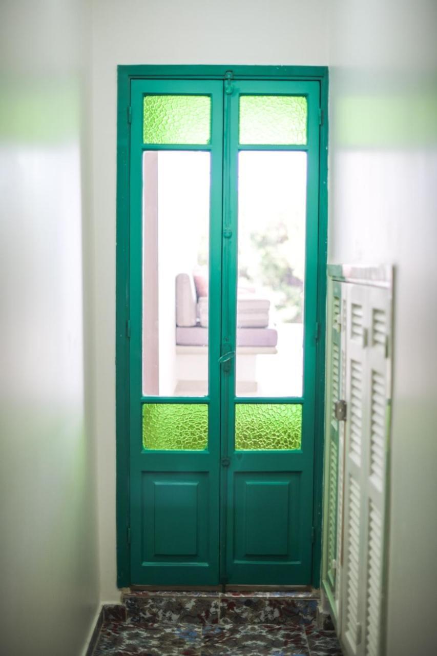 Damask Rose, Lebanese Guest House Joünié Habitación foto